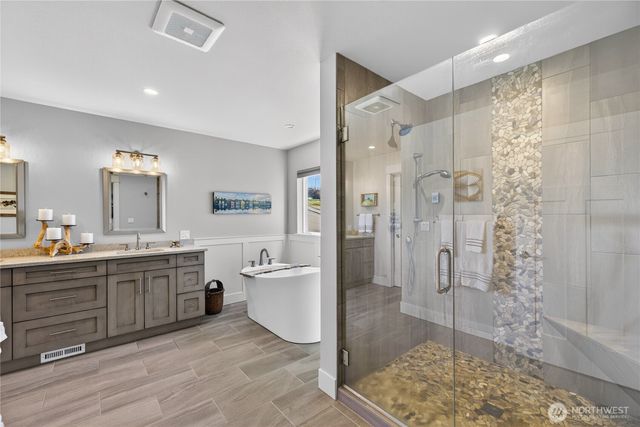 4301 Glasgow Way, Anacortes, WA 98221