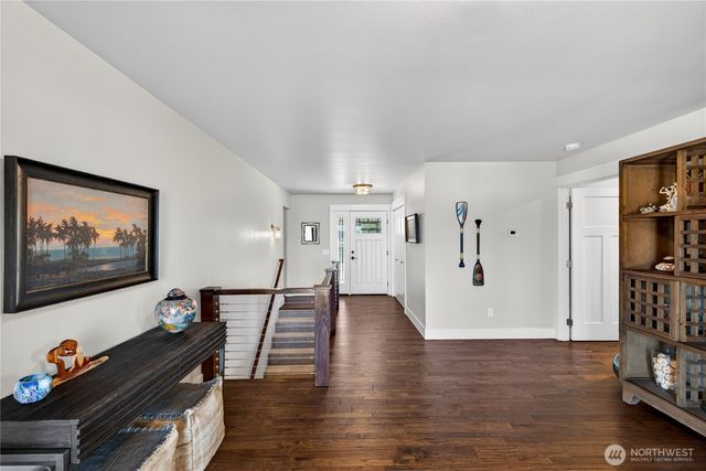 4301 Glasgow Way, Anacortes, WA 98221