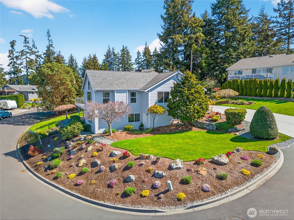 4301 Glasgow Way, Anacortes, WA 98221