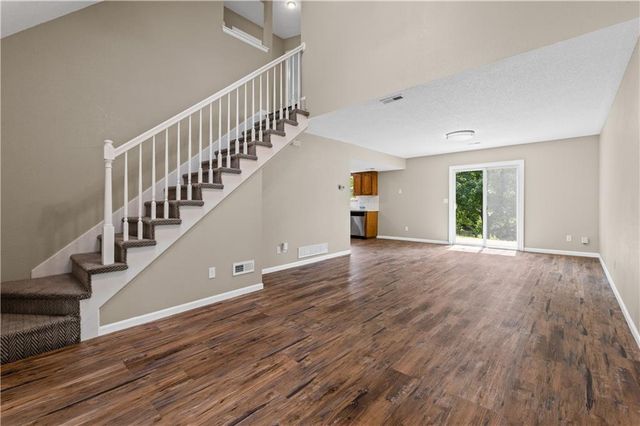 760 Spring Circle, Liberty, MO 64068