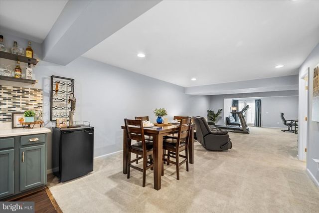 6841 LAKE ANNE CT, Warrenton, VA 20187