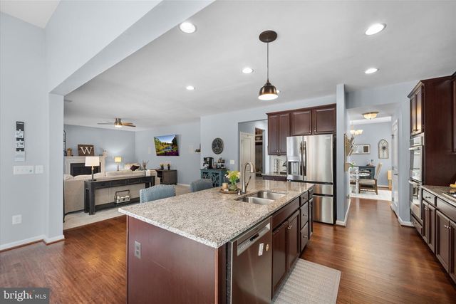 6841 LAKE ANNE CT, Warrenton, VA 20187