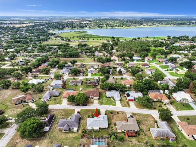 933 DEVONSHIRE WAY, Lake Wales, FL 33853