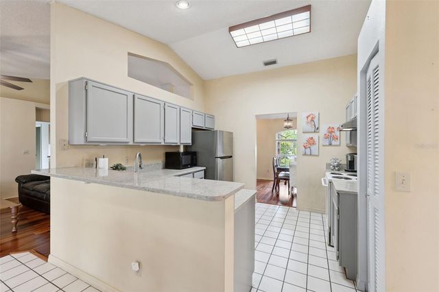 933 DEVONSHIRE WAY, Lake Wales, FL 33853