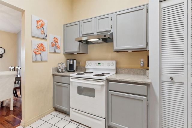 933 DEVONSHIRE WAY, Lake Wales, FL 33853
