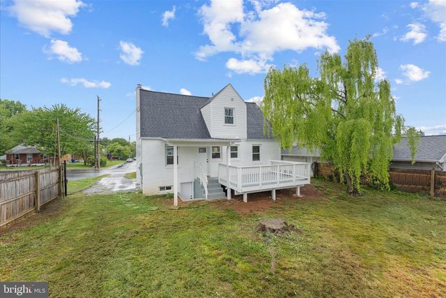 227 MANASSAS AVE, Front Royal, VA 22630