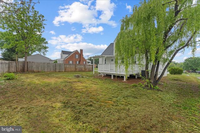227 MANASSAS AVE, Front Royal, VA 22630