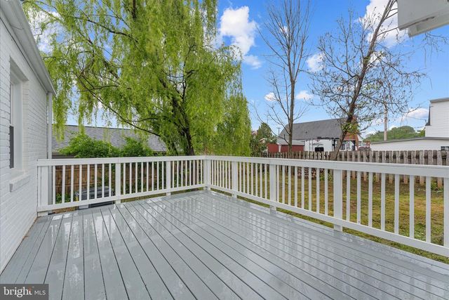 227 MANASSAS AVE, Front Royal, VA 22630