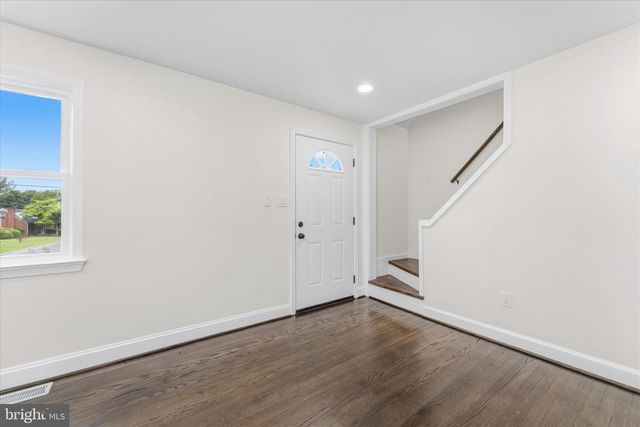 227 MANASSAS AVE, Front Royal, VA 22630