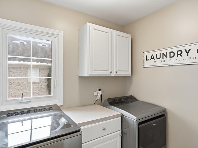 48670 Arnold Drive, Macomb Twp, MI 48044