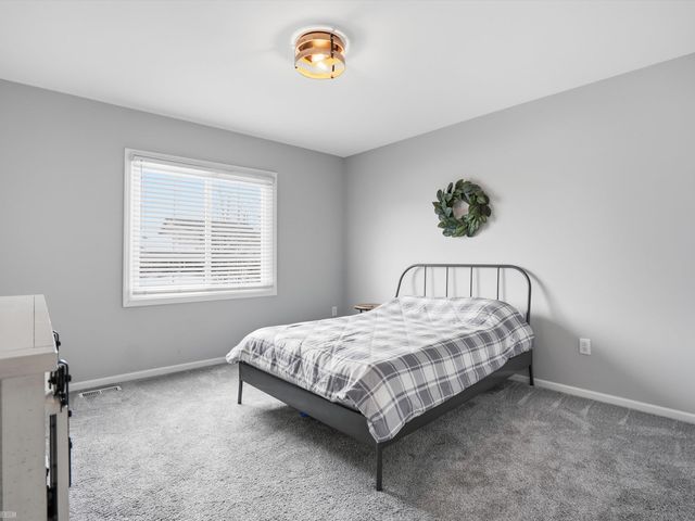 48670 Arnold Drive, Macomb Twp, MI 48044