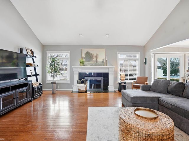 48670 Arnold Drive, Macomb Twp, MI 48044