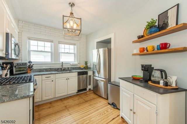 485 Valley Rd, Montclair Twp., NJ 07043