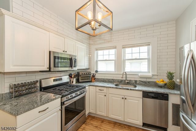 485 Valley Rd, Montclair Twp., NJ 07043