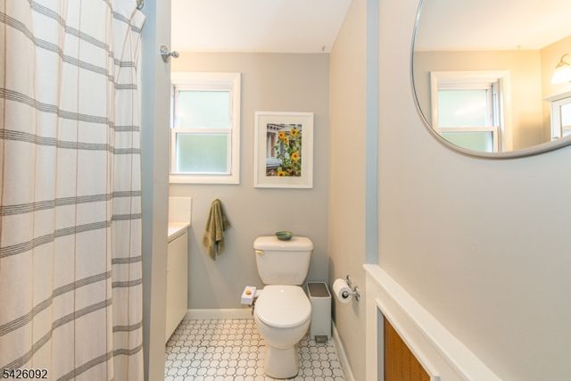 485 Valley Rd, Montclair Twp., NJ 07043