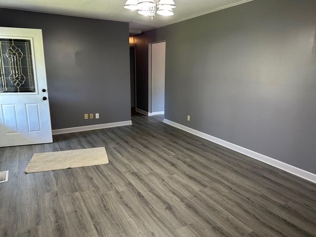8790 Back Valley Road, Evensville, TN 37332