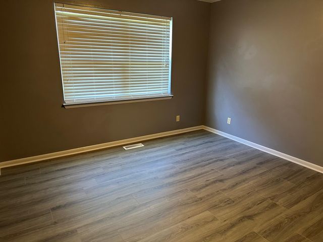8790 Back Valley Road, Evensville, TN 37332