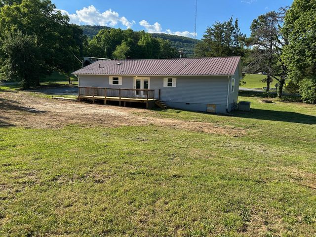 8790 Back Valley Road, Evensville, TN 37332