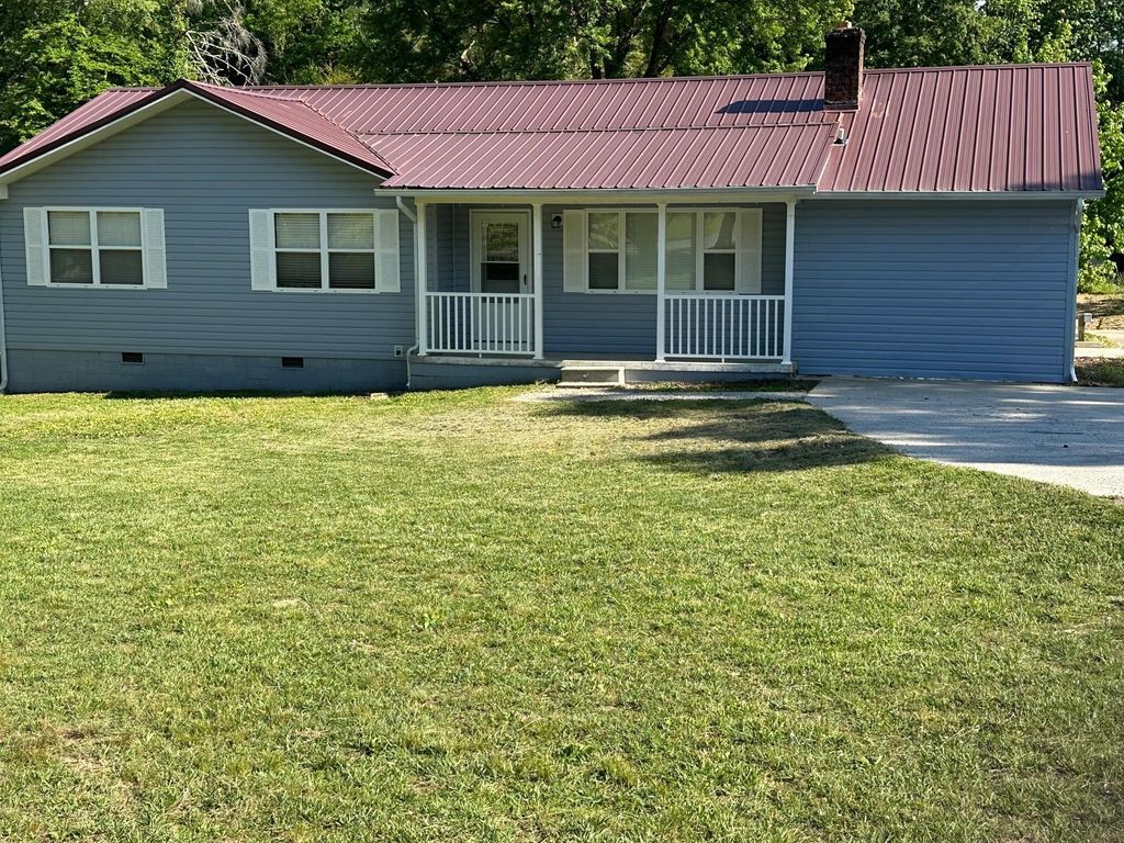 8790 Back Valley Road, Evensville, TN 37332