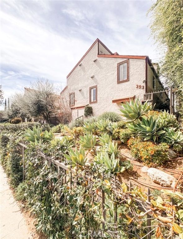 393 N Wilson Avenue 3, Pasadena, CA 91106