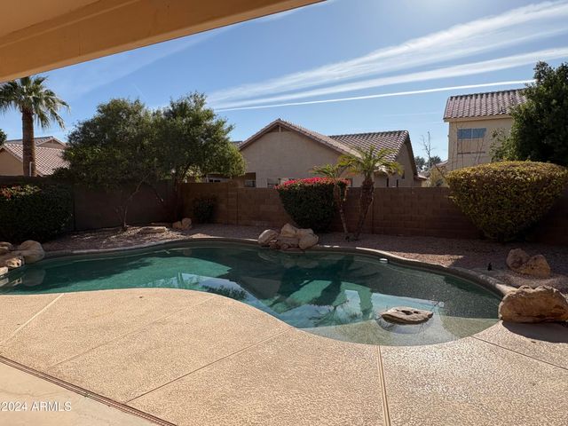 1611 E FLINT Street, Chandler, AZ 85225