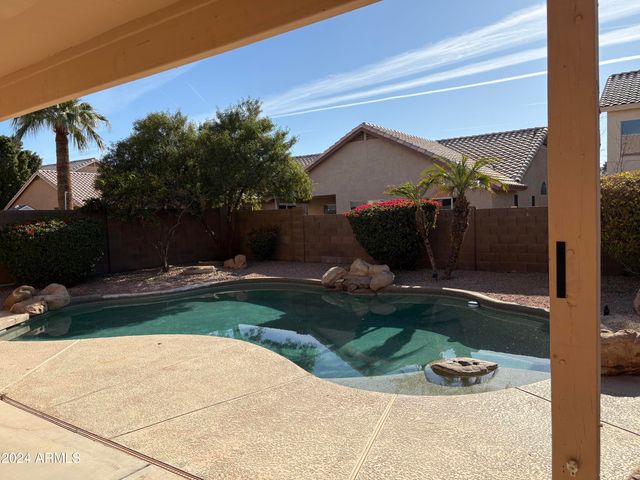 1611 E FLINT Street, Chandler, AZ 85225