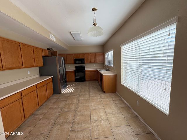 1611 E FLINT Street, Chandler, AZ 85225