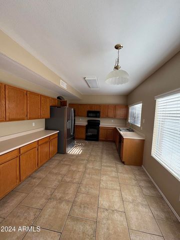 1611 E FLINT Street, Chandler, AZ 85225