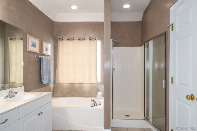 9528 COLLETON Place, Montgomery, AL 36117