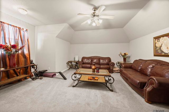 6142 Waterford Ln, Sorrento, LA 70778