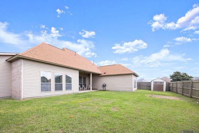 6142 Waterford Ln, Sorrento, LA 70778