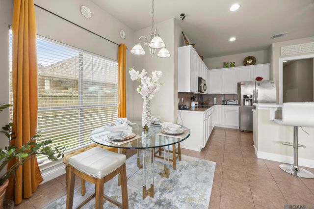 6142 Waterford Ln, Sorrento, LA 70778