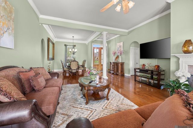 6142 Waterford Ln, Sorrento, LA 70778