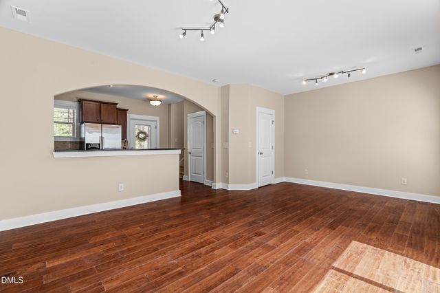 3827 Glenhaven Road, Raleigh, NC 27606