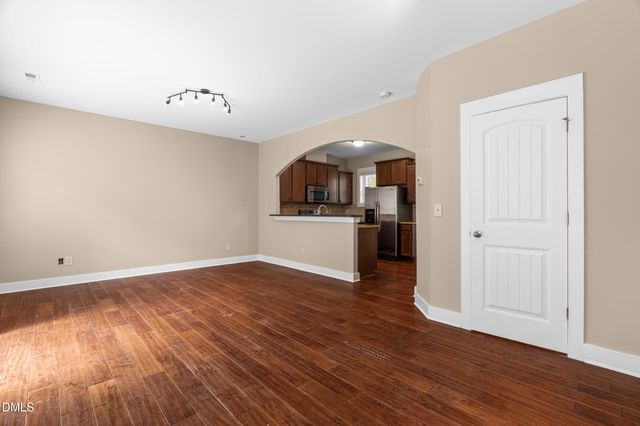 3827 Glenhaven Road, Raleigh, NC 27606