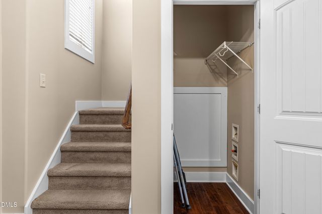 3827 Glenhaven Road, Raleigh, NC 27606