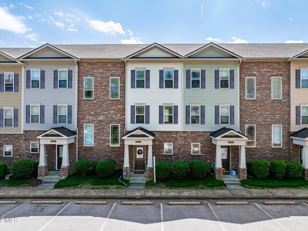 3827 Glenhaven Road, Raleigh, NC 27606