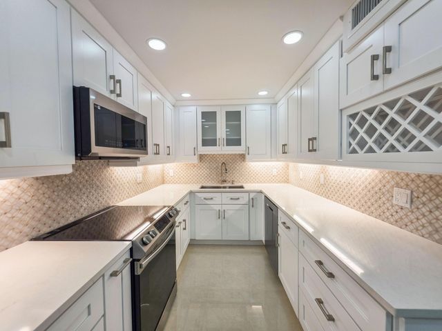 3588 Alder Drive D1, West Palm Beach, FL 33417