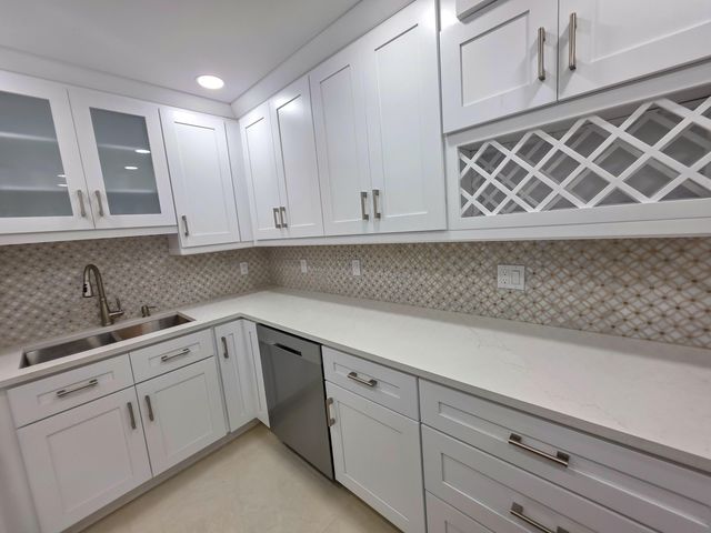 3588 Alder Drive D1, West Palm Beach, FL 33417