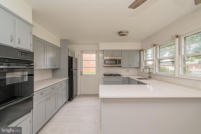 1916 PORTER AVENUE, Suitland, MD 20746