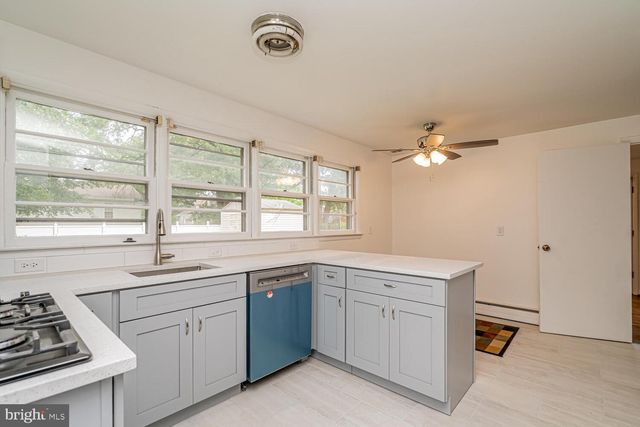 1916 PORTER AVENUE, Suitland, MD 20746