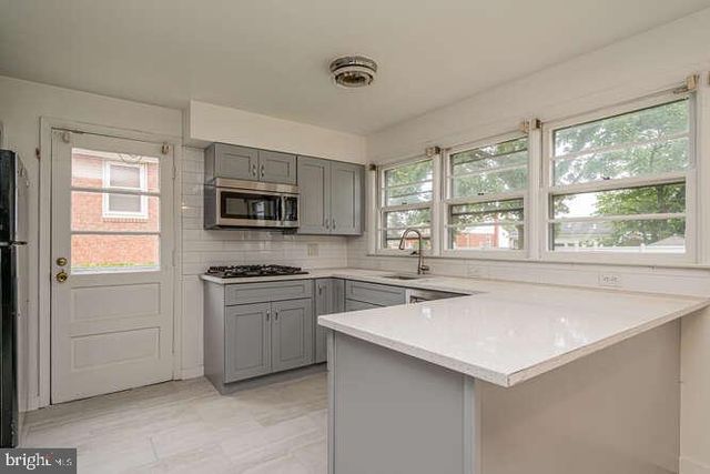 1916 PORTER AVENUE, Suitland, MD 20746