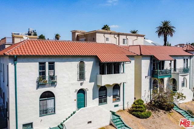 4051 W 4th Street, Los Angeles, CA 90020