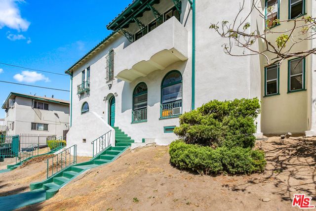 4051 W 4th Street, Los Angeles, CA 90020