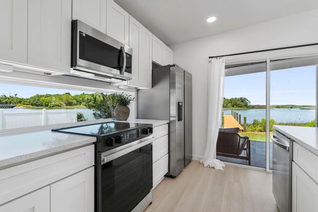 26 Poinciana Cove Rd, St Augustine, FL 32084