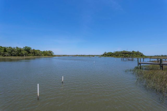 26 Poinciana Cove Rd, St Augustine, FL 32084