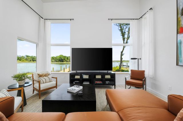 26 Poinciana Cove Rd, St Augustine, FL 32084