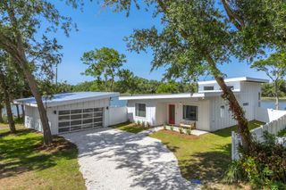 26 Poinciana Cove Rd, St Augustine, FL 32084