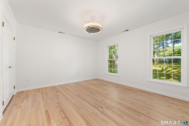 32 Silver Ridge Common, Weston, CT 06883