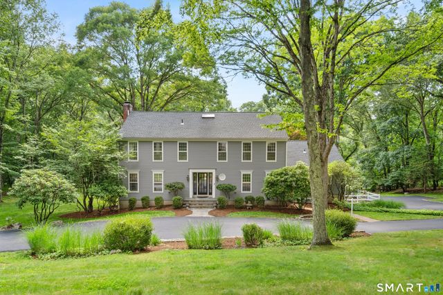 32 Silver Ridge Common, Weston, CT 06883
